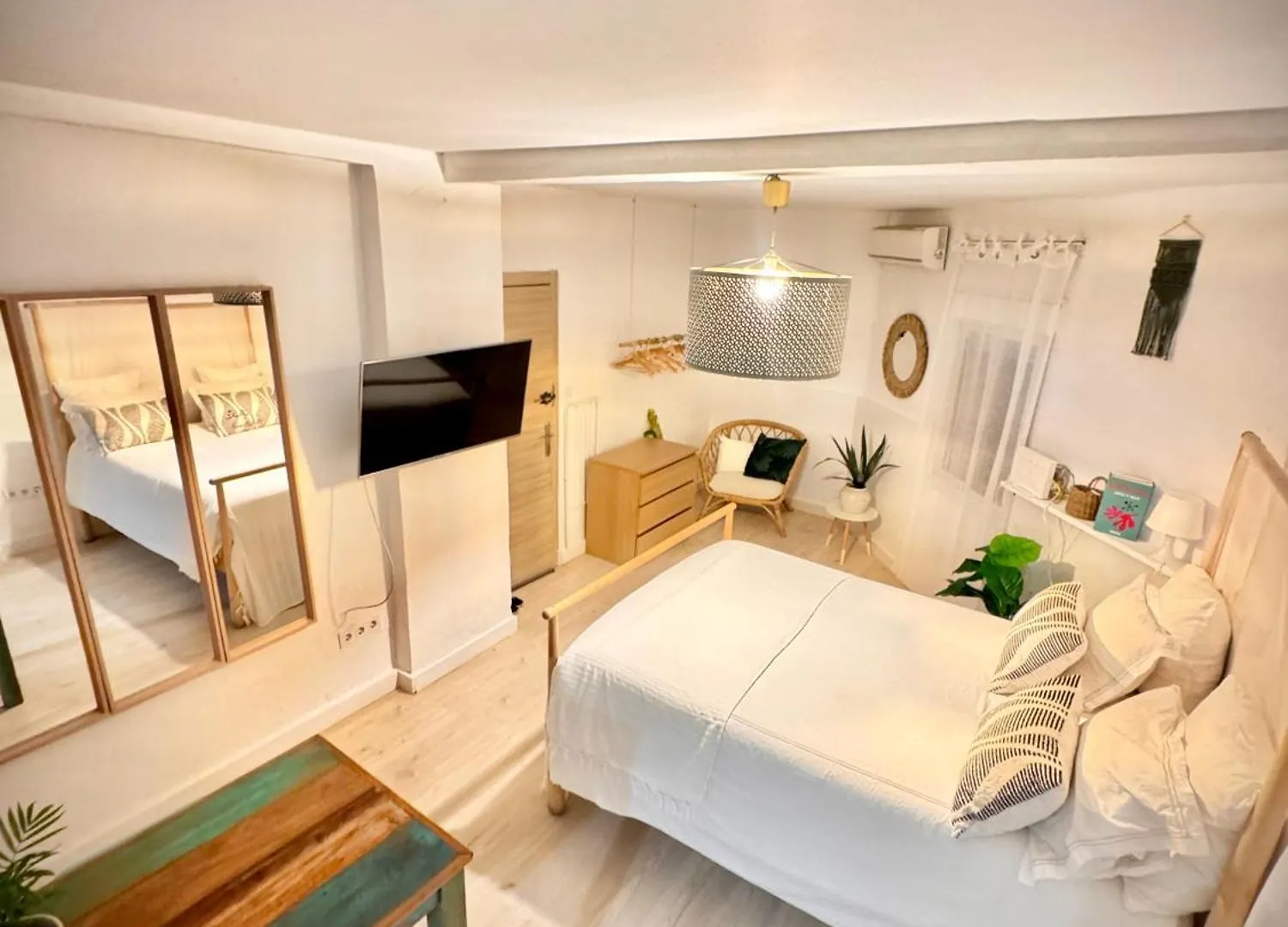 Cosy Studio +Netflix+24H Entry+Silent Air Conditionning Malaga 0*,  Spain